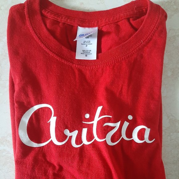 Aritzia Small Red T-Shirt 100% preshrunk Cotton - Picture 6 of 6